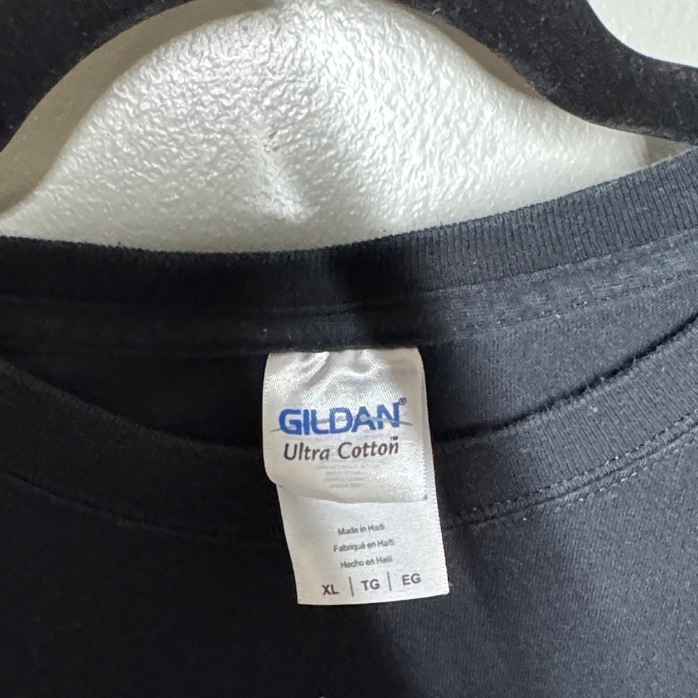 Black Cleveland Graphic T-Shirt - Picture 3 of 4